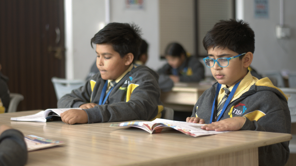 Overall all-round development in study, teach them to pay attention